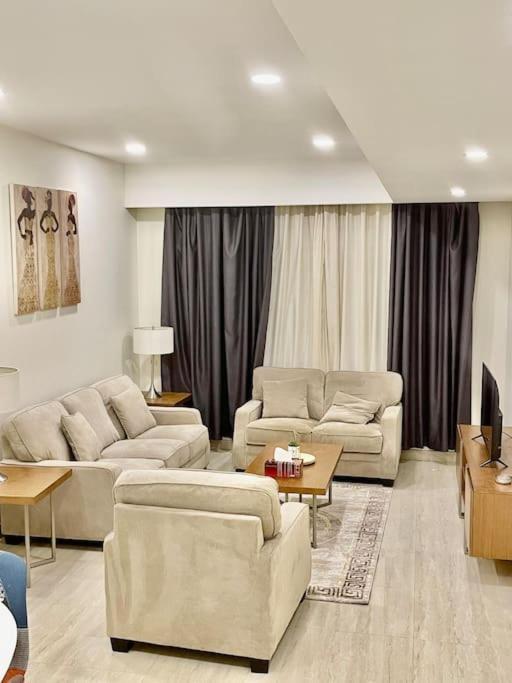 Noor 2 bedroom appartement for beautiful holiday Masqat Buitenkant foto