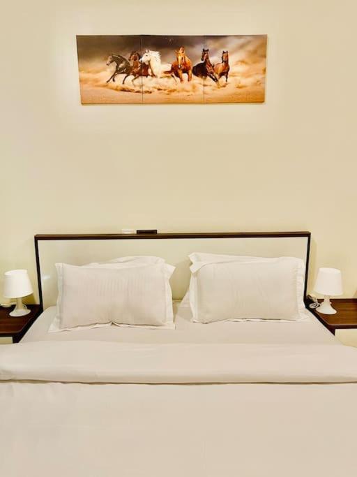 Noor 2 bedroom appartement for beautiful holiday Masqat Buitenkant foto
